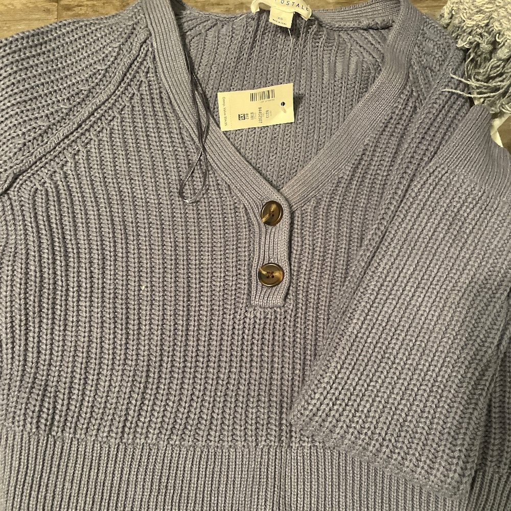 Aeropostale sweater crop top